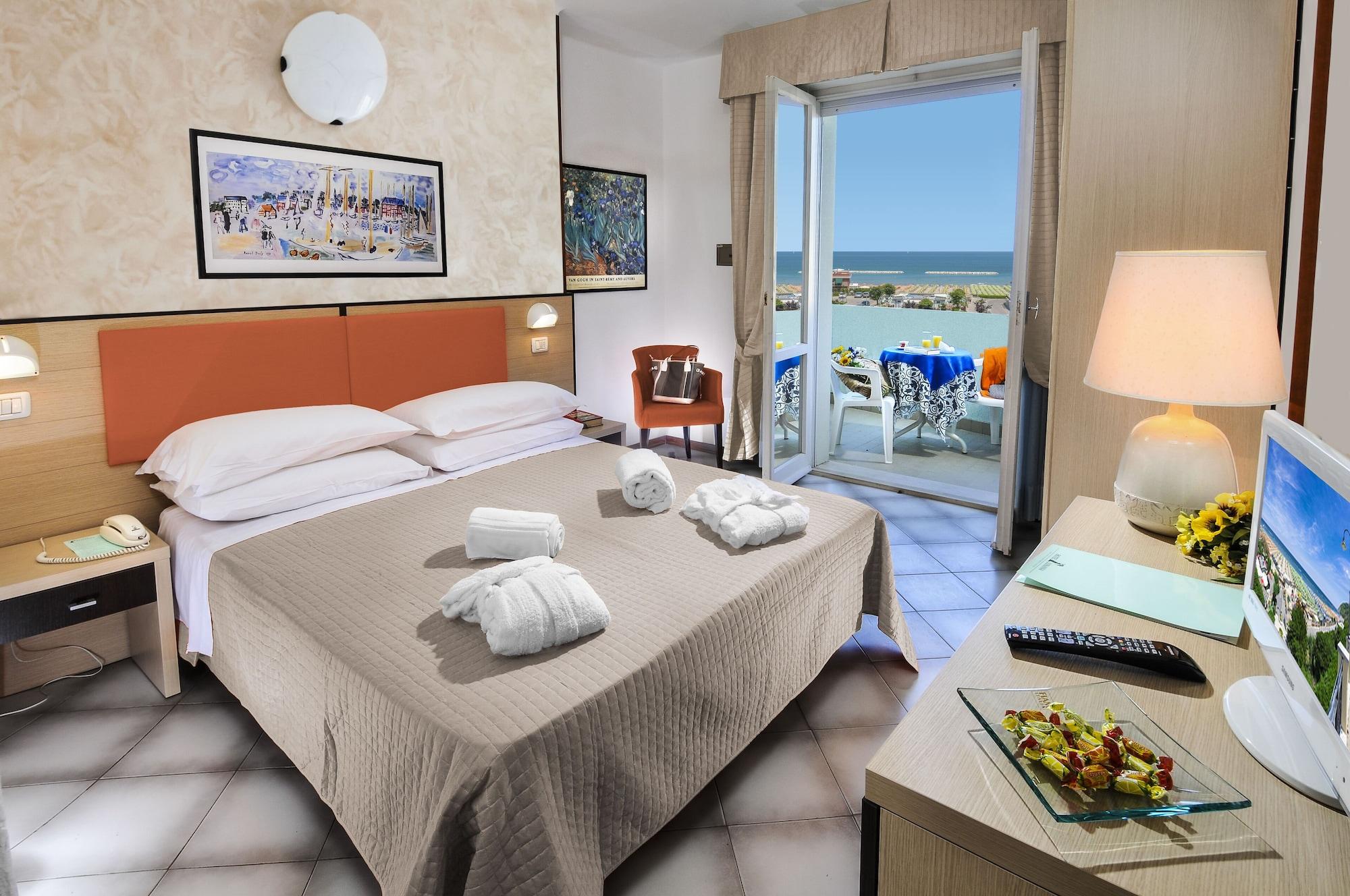 Hotel Losanna Gabicce Mare Exterior photo