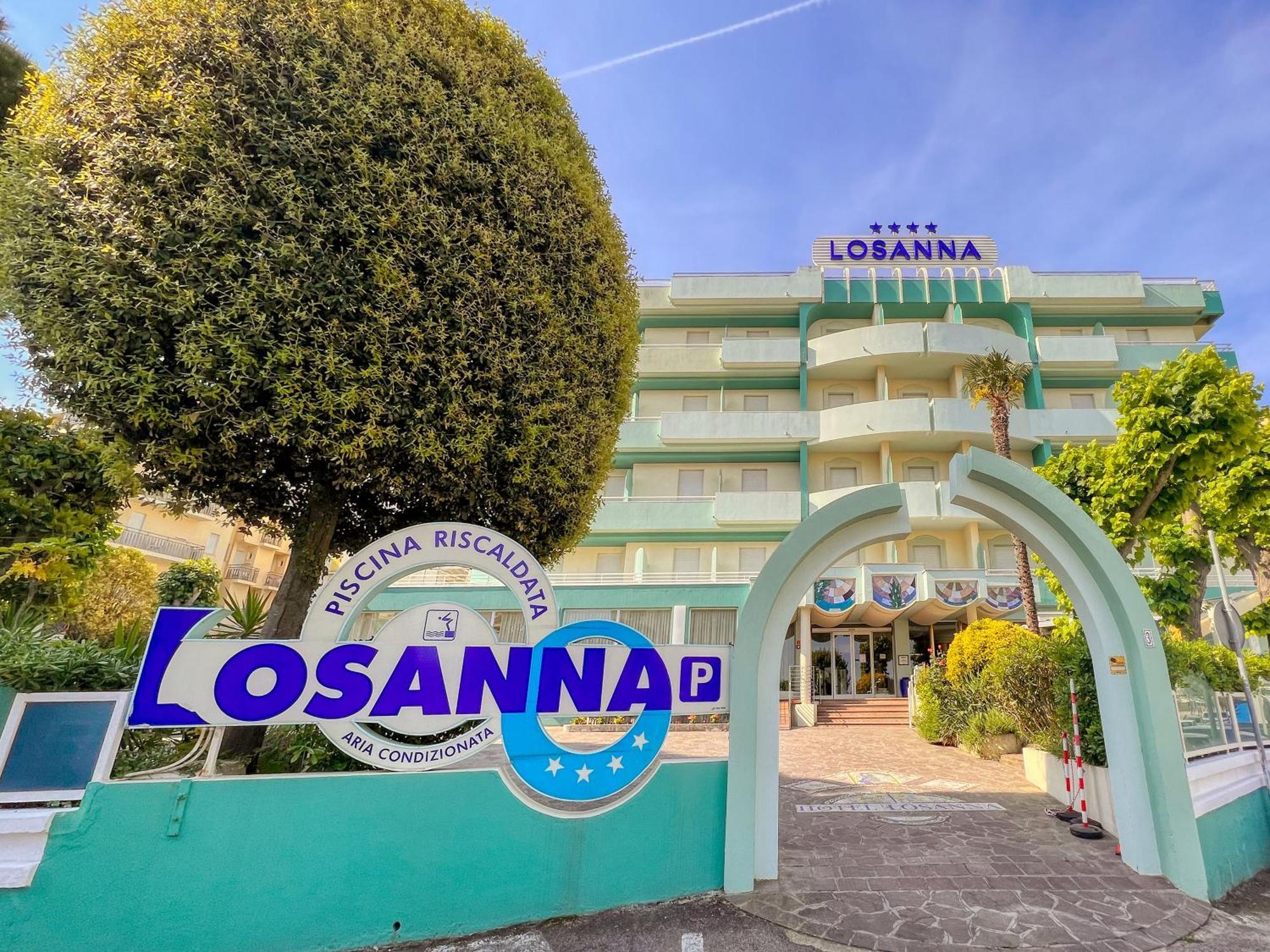 Hotel Losanna Gabicce Mare Exterior photo