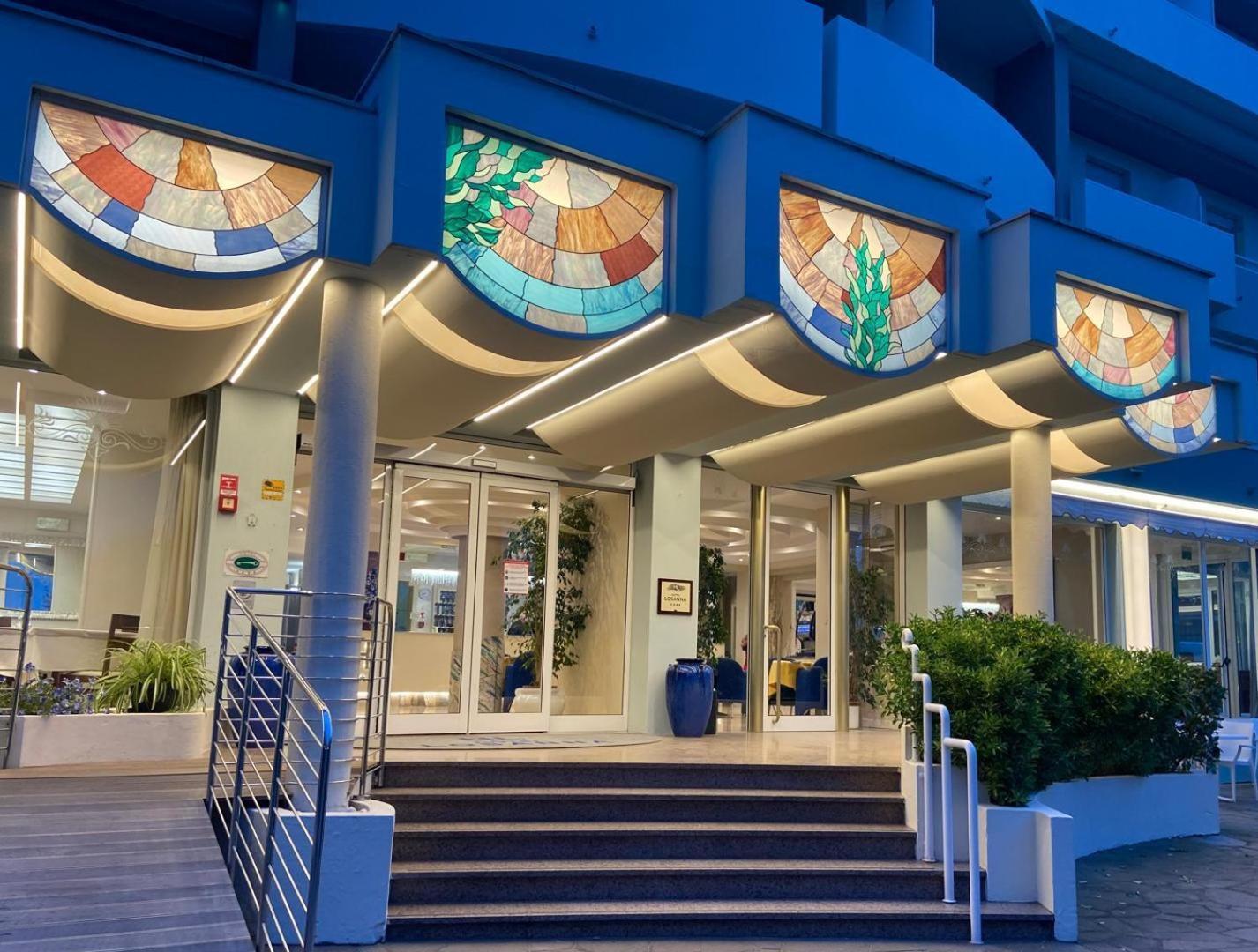 Hotel Losanna Gabicce Mare Exterior photo