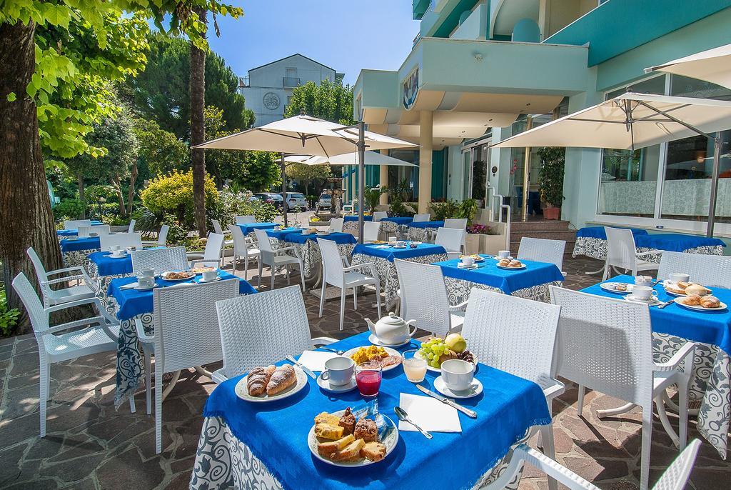Hotel Losanna Gabicce Mare Exterior photo